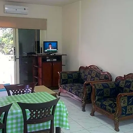 Chrysanthos Boutique Aparthotel Limassol