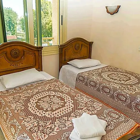 Aparthotel Chrysanthos Boutique