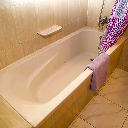 Chrysanthos Boutique Aparthotel 3*