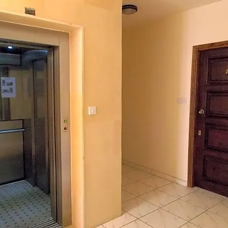 Chrysanthos Boutique Aparthotel