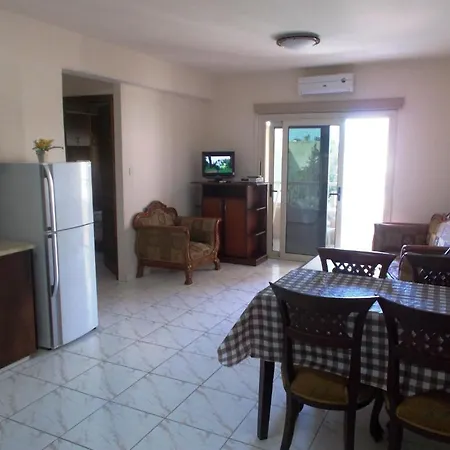 Chrysanthos Boutique 3* 레메소스