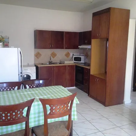 Chrysanthos Boutique