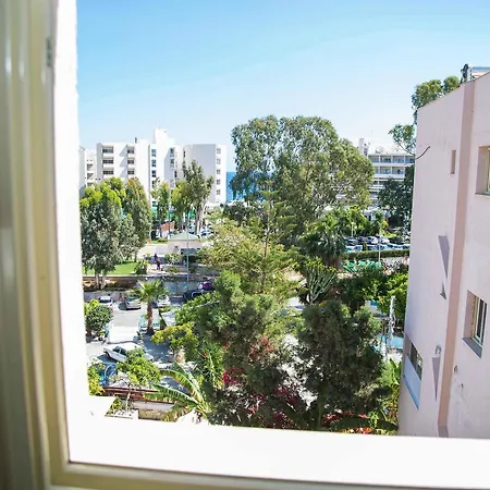 아파트호텔 Chrysanthos Boutique 레메소스