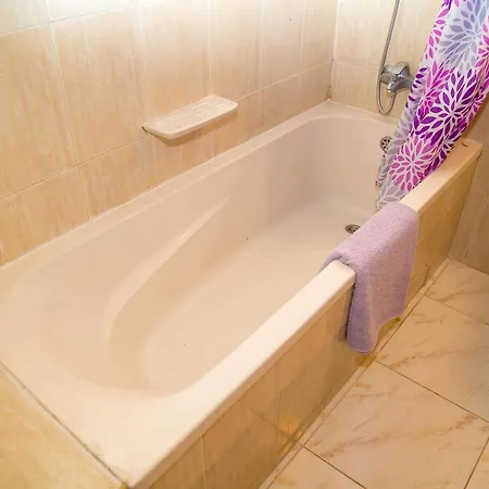 Chrysanthos Boutique