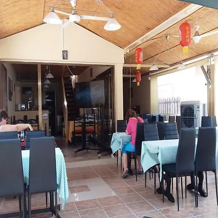 Chrysanthos Boutique 3* 레메소스