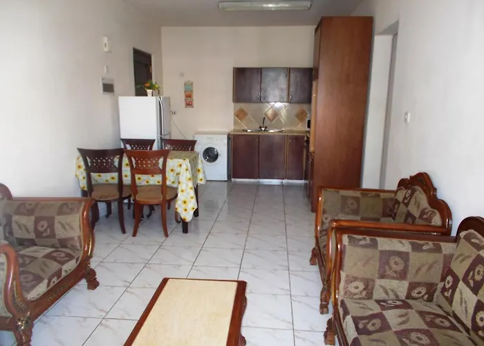 Aparthotel Chrysanthos Boutique Limassol