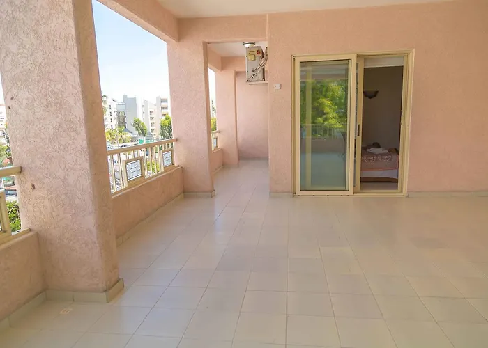 Chrysanthos Boutique 3*