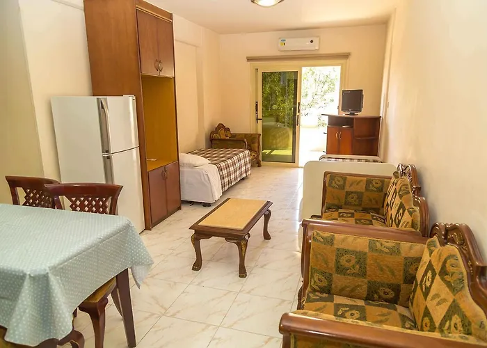 Aparthotel Chrysanthos Boutique