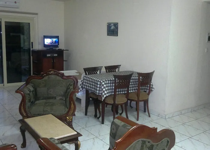 Aparthotel Chrysanthos Boutique Lemesos