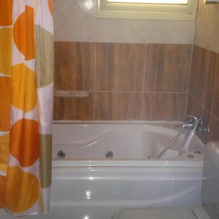 Chrysanthos Boutique Aparthotel 3*