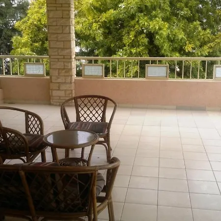 Chrysanthos Boutique Aparthotel Limassol