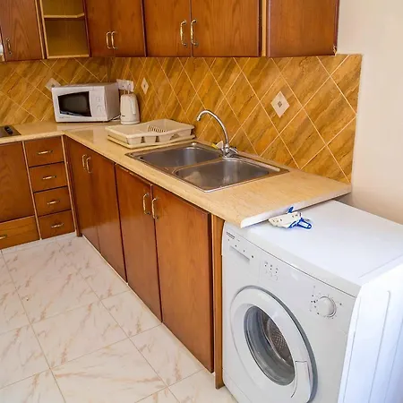 Chrysanthos Boutique Aparthotel