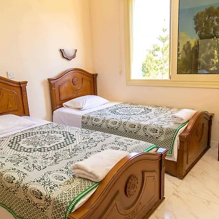 Chrysanthos Boutique Apart-hotel