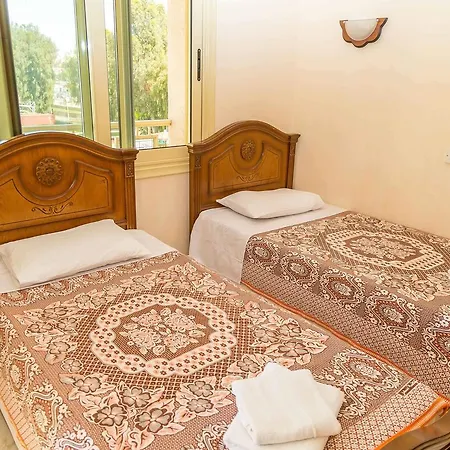 Chrysanthos Boutique Aparthotel Limassol