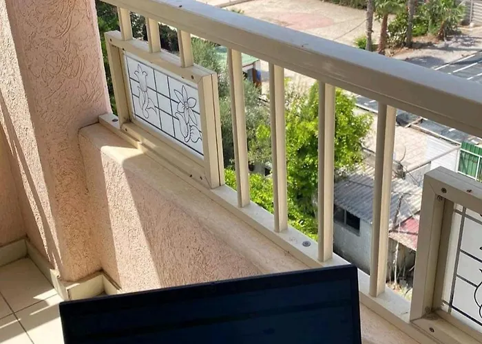 Chrysanthos Boutique Apart-hotel 3*