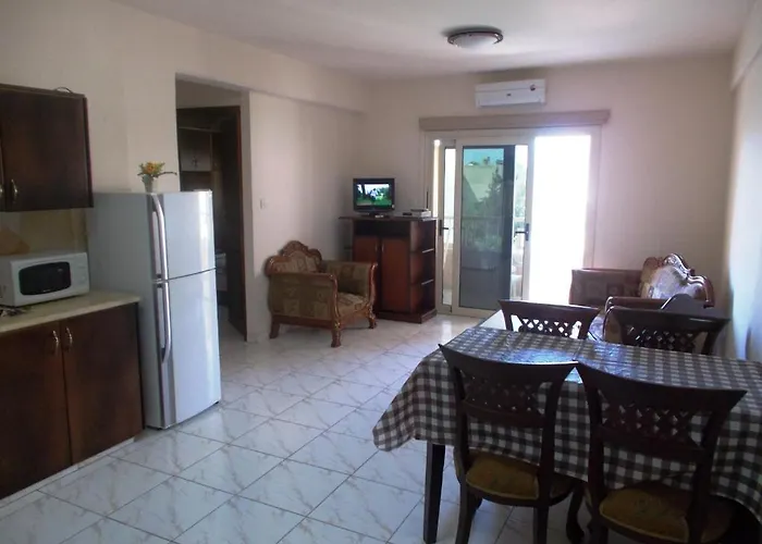 Chrysanthos Boutique 3* Limassol