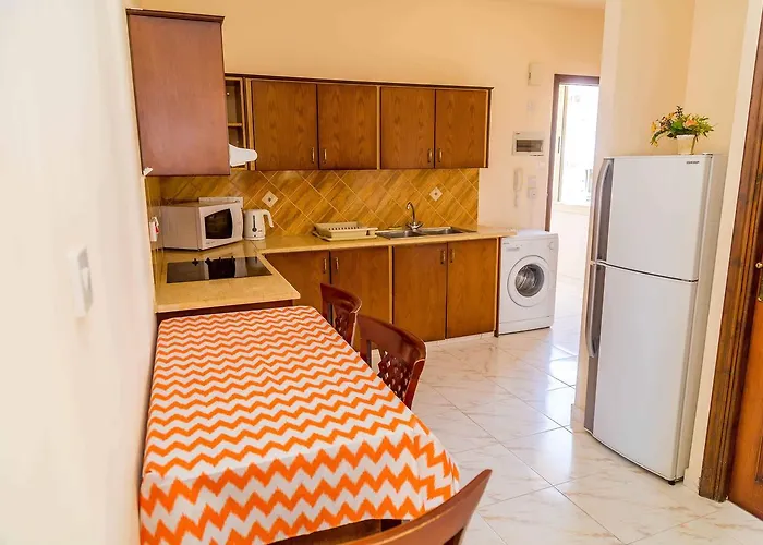 Chrysanthos Boutique