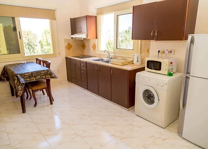 Chrysanthos Boutique Apart-hotel 3*